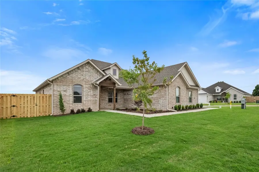 2200 Charles Street, Pea Ridge, AR 72751 - #2