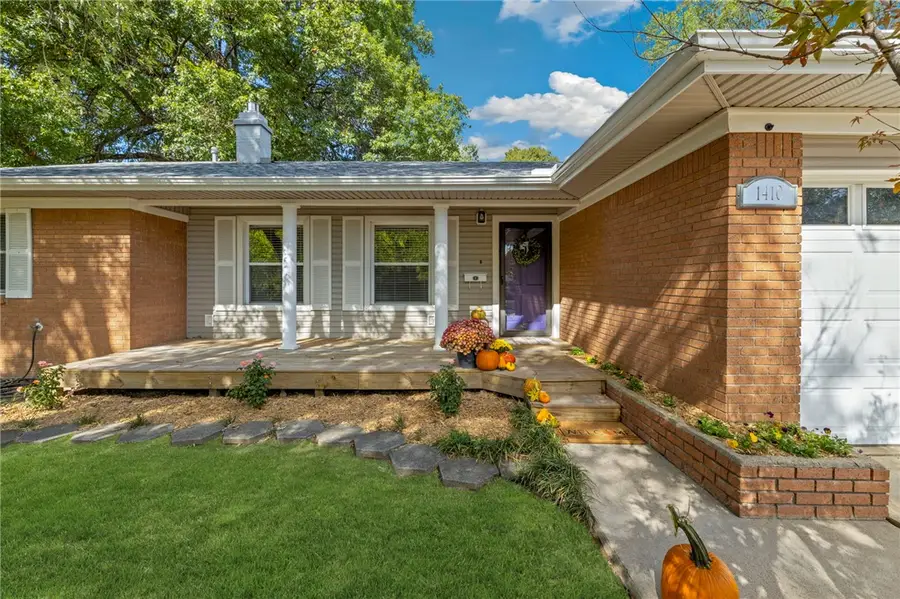 1410 S Morlan Avenue, Springdale, AR 72764 - #2