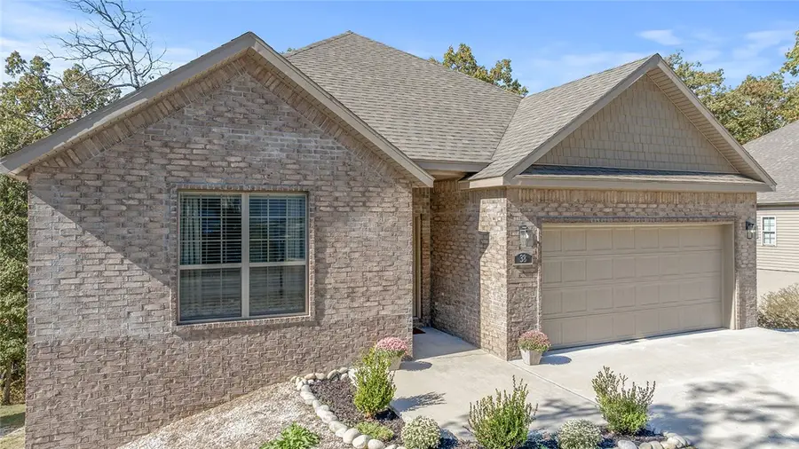 38 Radcliffe Drive, Bella Vista, AR 72714 - #2