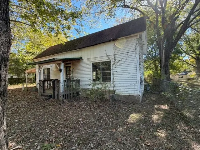 308 Leigh Street, Ola, AR 72853 - #2
