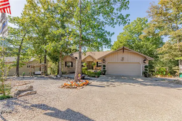 28 Cambria Drive, Bella Vista, AR 72715