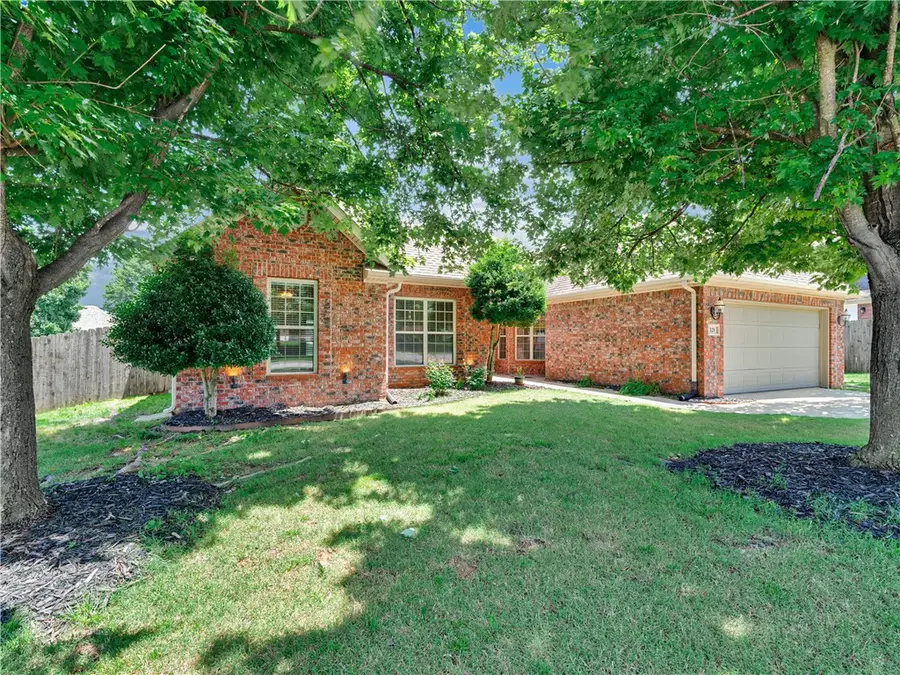 528 N Brices Cross Drive, Fayetteville, AR 72704 - #2