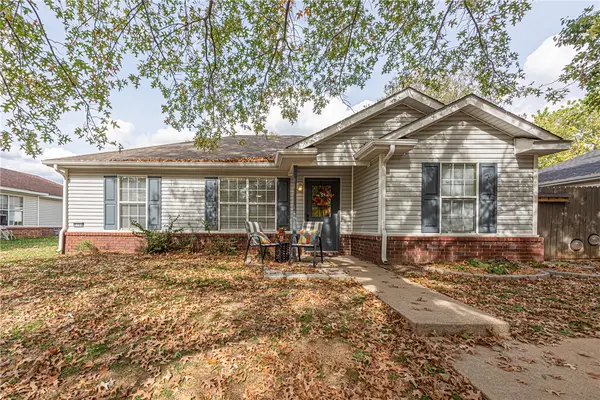 5700 W Fountain Street, Fayetteville, AR 72704