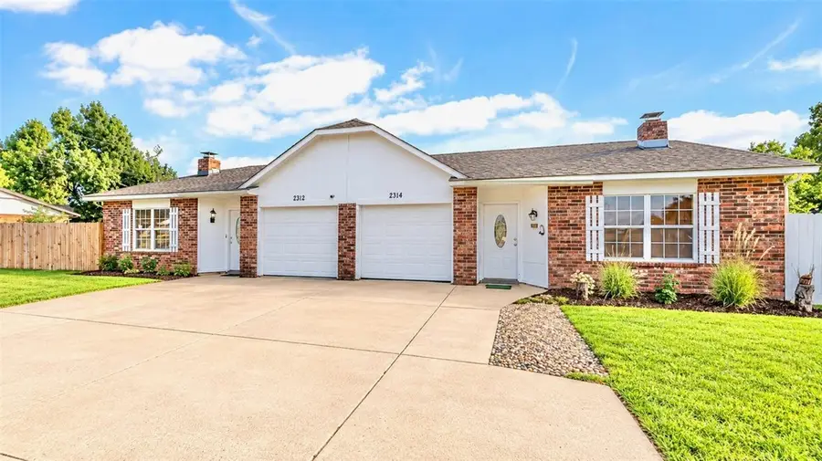 2312-2314 W Pecan Street, Rogers, AR 72758 - #2