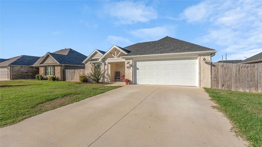 1909 E Hudson Drive, Siloam Springs, AR 72761 - #3