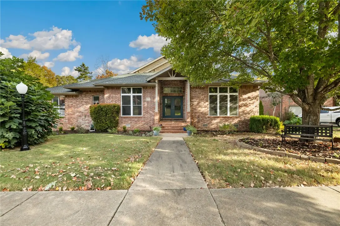 3234 E Idlewood Way, Fayetteville, AR 72703 - #1