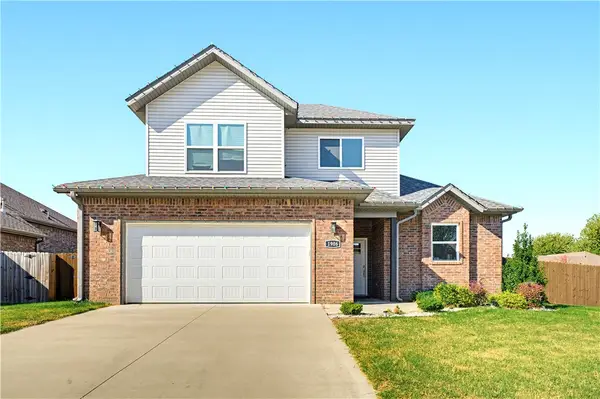 1906 Woodhause Circle, Pea Ridge, AR 72751