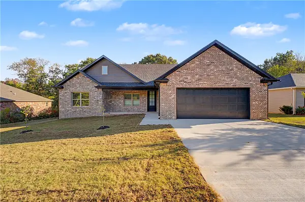 14 Boreland Lane, Bella Vista, AR 72715