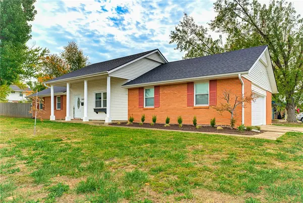 1604 W Oak Street, Rogers, AR 72758