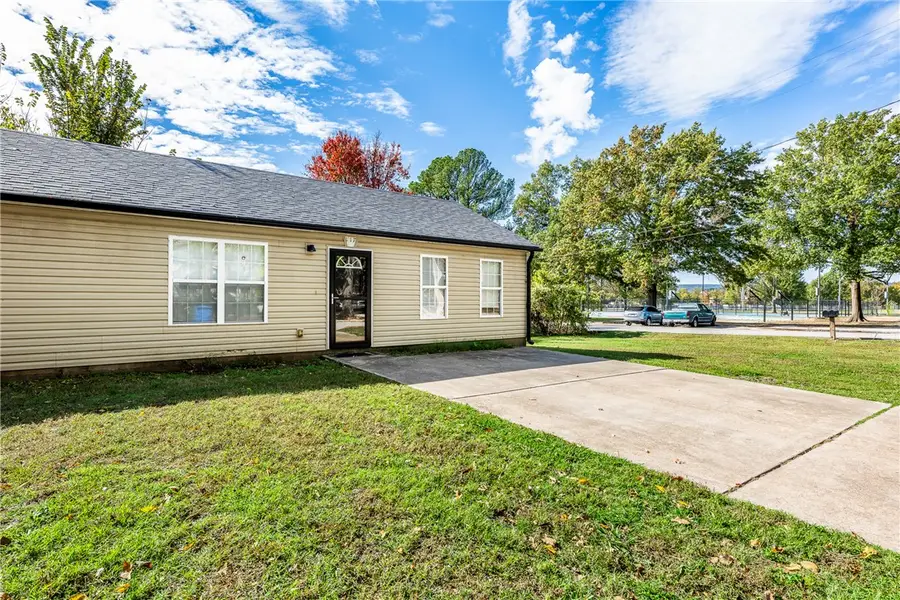 117 & 129 E Ella Street, Fayetteville, AR 72701 - #2