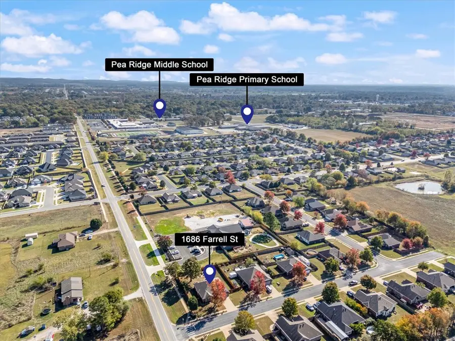 1686 Farrell Street, Pea Ridge, AR 72751 - #2