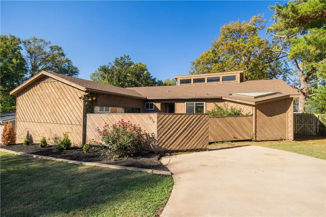 1818 W Ora Drive, Fayetteville, AR 72701 - #1
