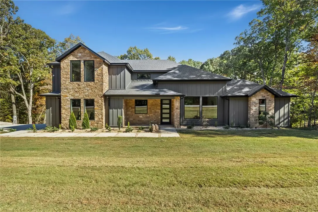 123 Trafalgar Road, Bella Vista, AR 72714 - #1