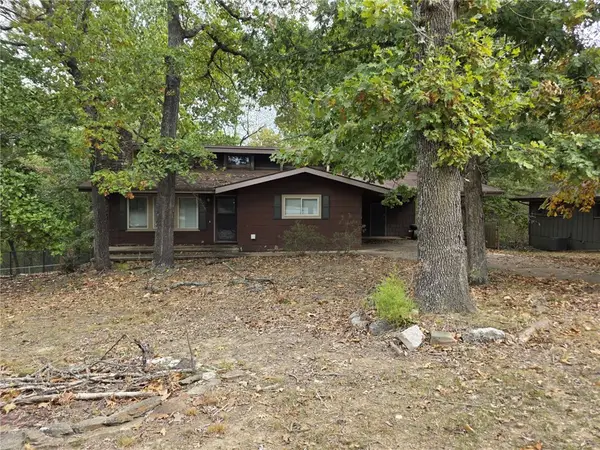 26 Lambeth Drive, Bella Vista, AR 72714