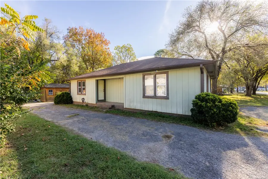 1350 & 1352 Van Buren Avenue, Fayetteville, AR 72701 - #2