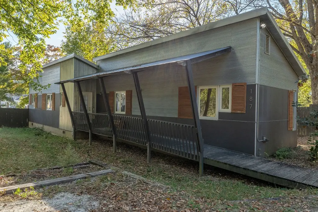 187 E 12th Street, Fayetteville, AR 72701 - #1