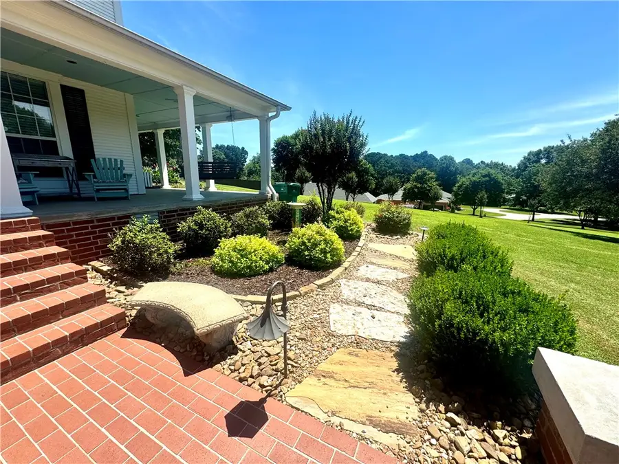 2816 Honeysuckle Lane, Russellville, AR 72801 - Image #3