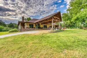2403 Mountain Vista Road, Harrison, AR 72601
