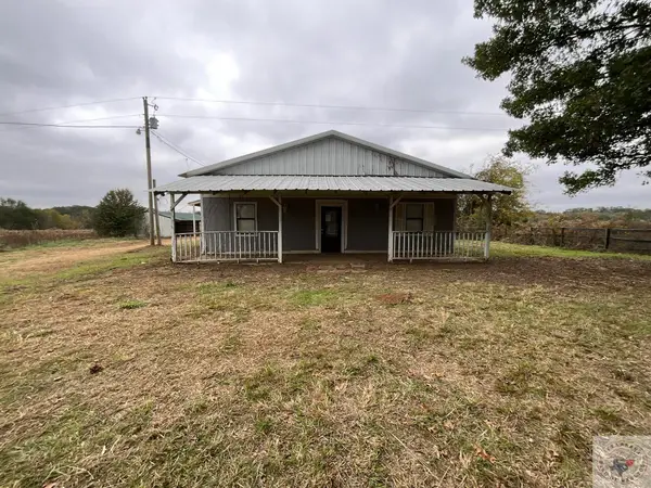 702 S Highway 41, Foreman, AR 71836