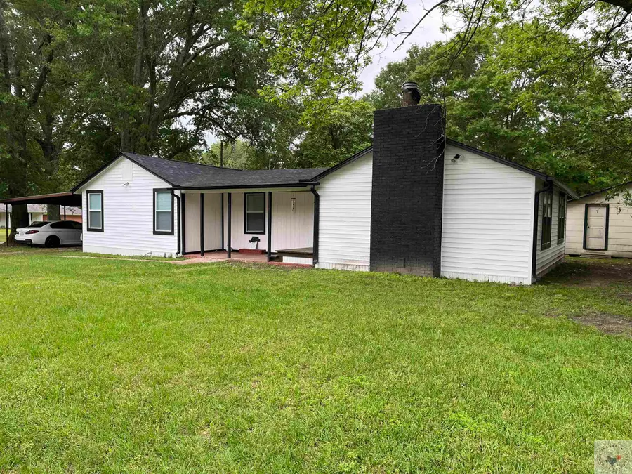 412 Doris St, Queen City, TX 75572 - Image #2