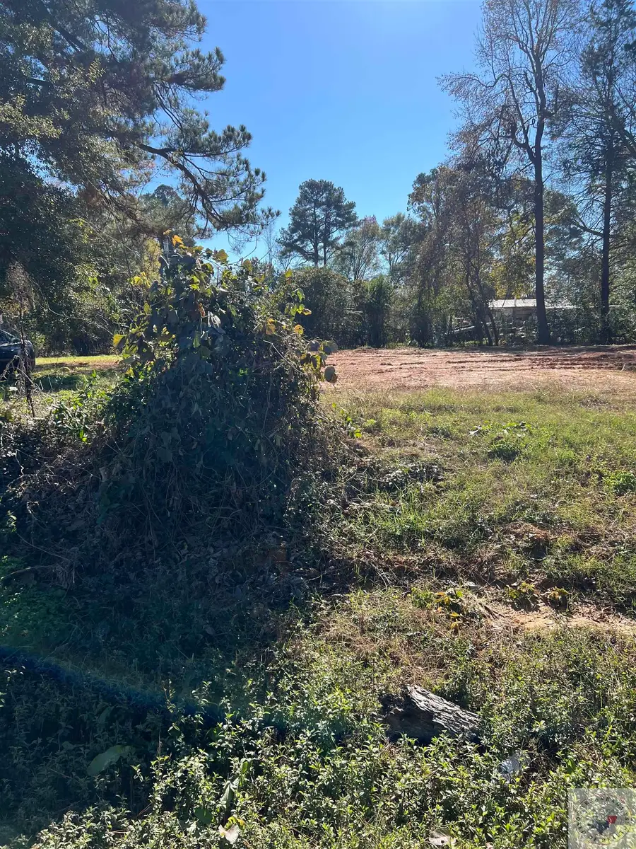 2802 Flower Acres Rd., Texarkana, TX 75501 - Image #3