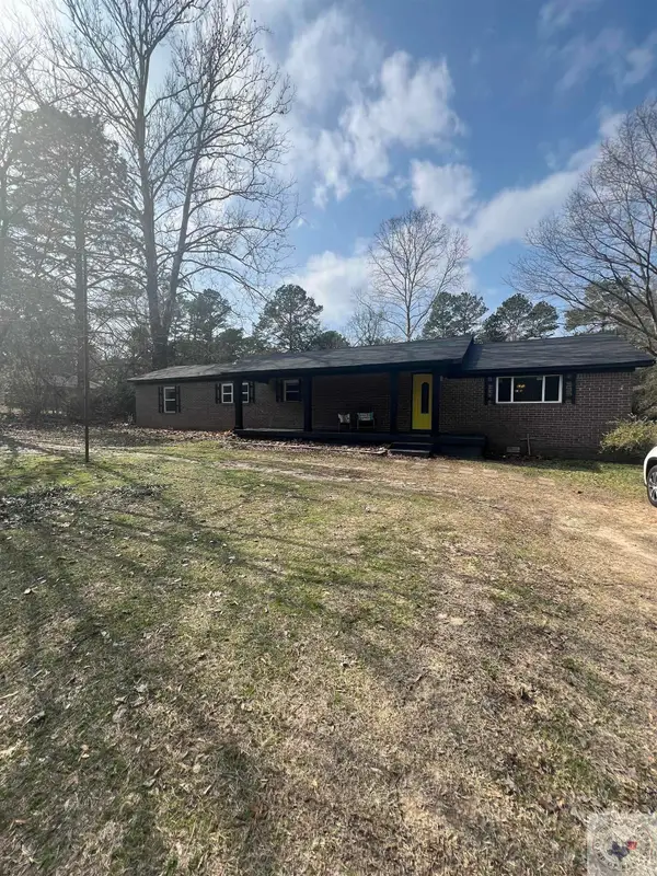 716 Tx Hwy 43, Atlanta, TX 75551