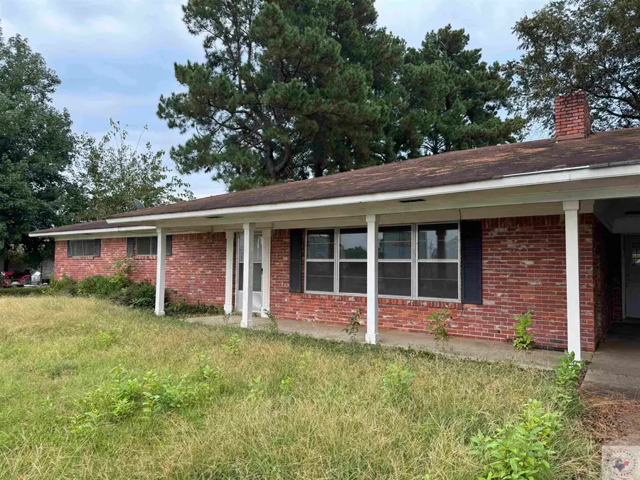 1303 Virginia Dr, Atlanta, TX 75551 - Image #2