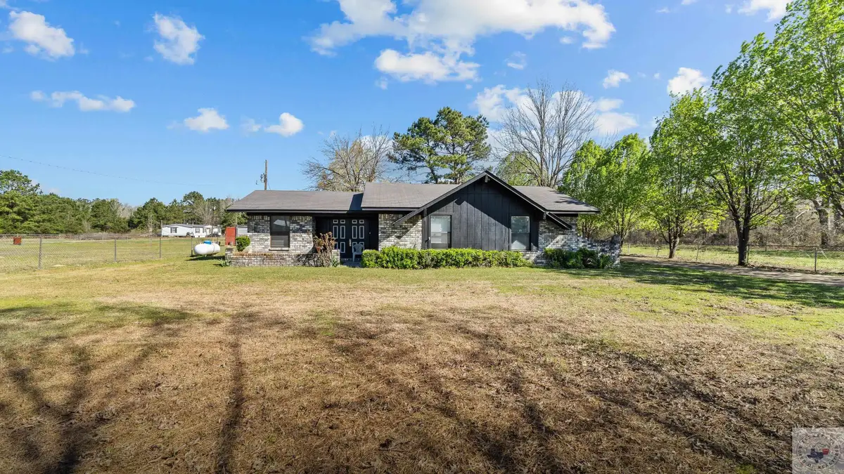 810 County Rd 3676, Queen City, TX 75572 - Image #1
