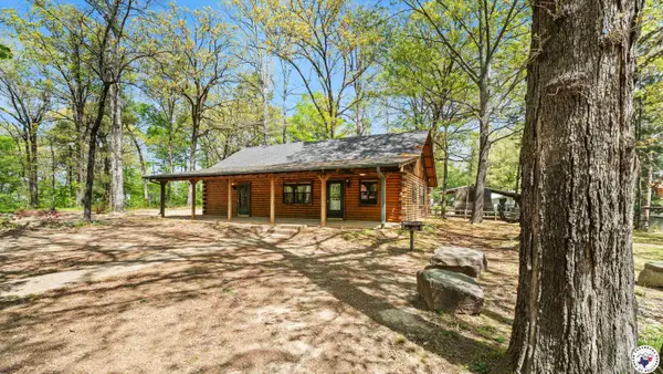 111 Old Millwood Road, Ashdown, AR 71822