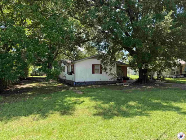 1003 Brooks, New Boston, TX 75570