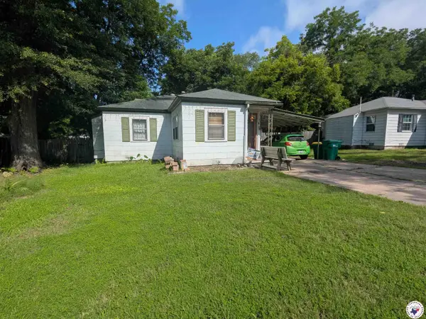 3319 Rhozine Ln, Texarkana, TX 75503