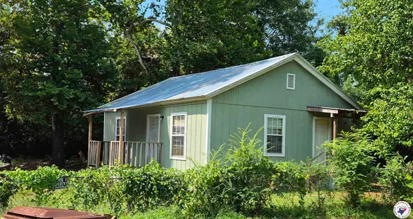 2 Somervell, Hooks, TX 75561