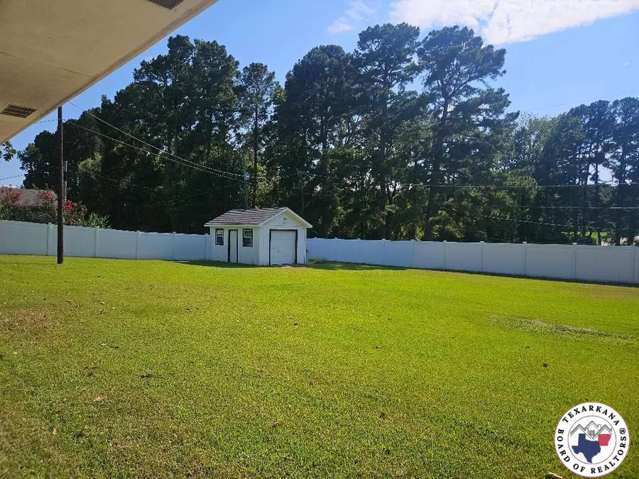 213 Tejas, Atlanta, TX 75551 - Image #2