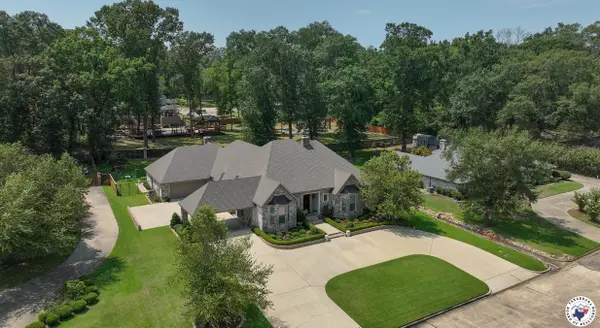 906 Fleming Drive, Mt Pleasant, TX 75456