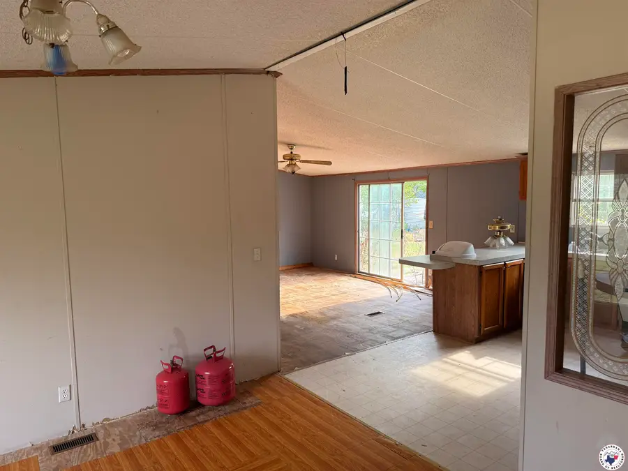 907 Brooks St, New Boston, TX 75570 - Image #3