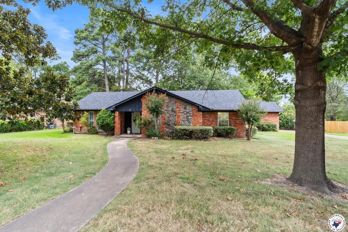 32 Park Ln, Texarkana, TX 75503 - Image #1