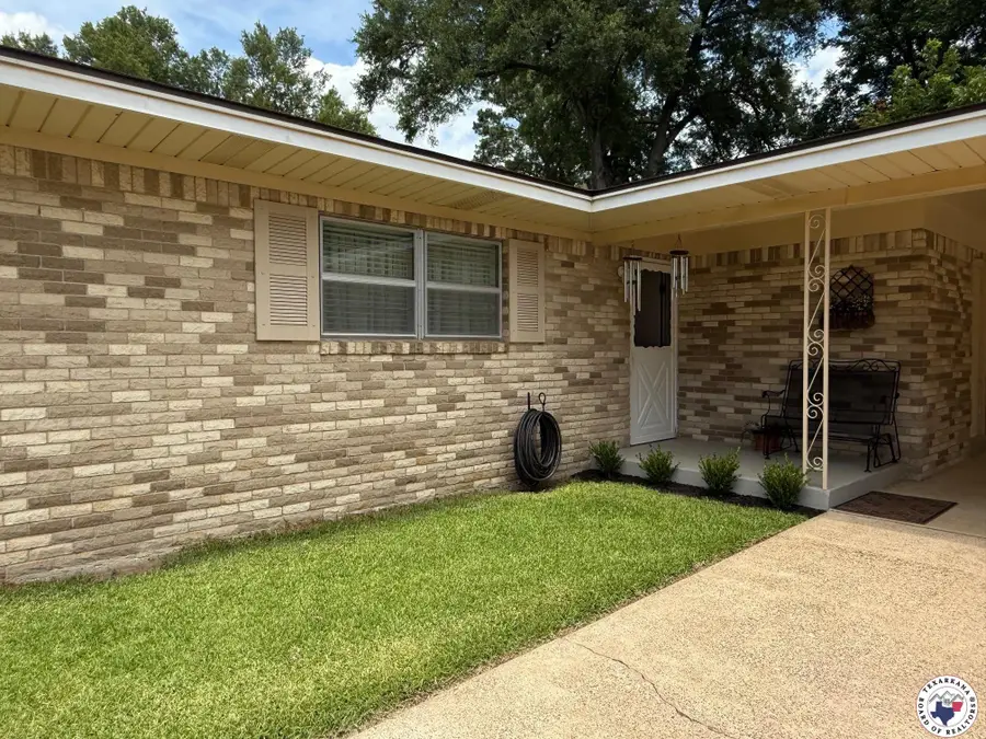 106 Hall St, New Boston, TX 75570 - Image #3
