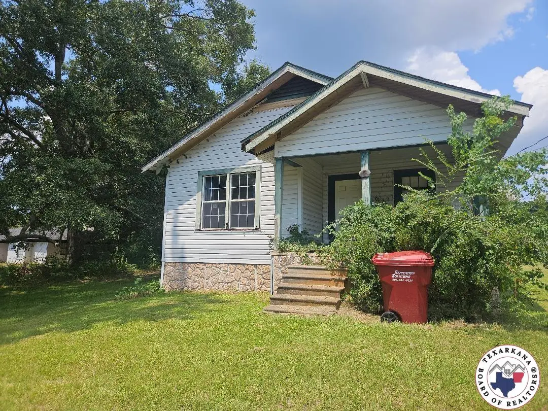 701 1/2 Holly St, Atlanta, TX 75551 - Image #1