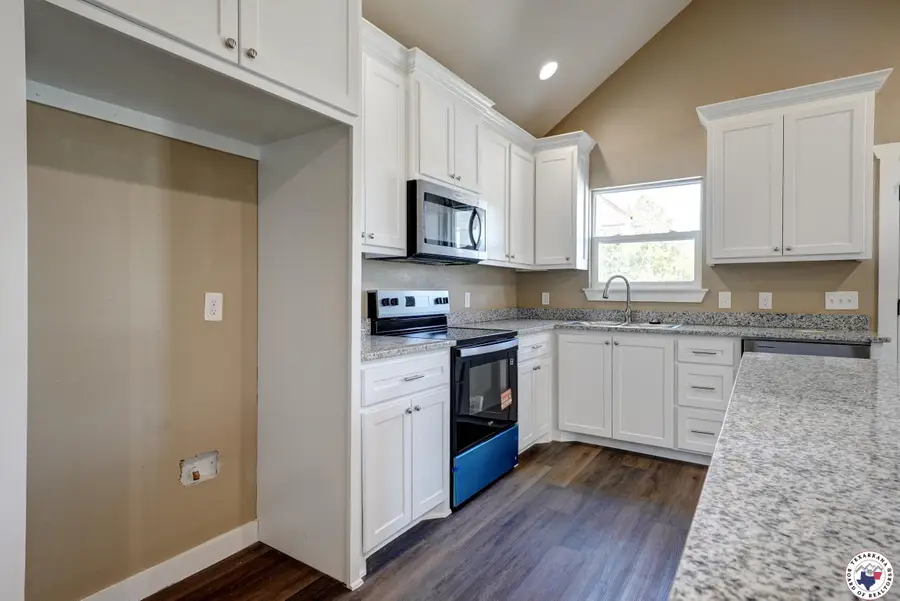 119 Village Place, Wake Village, TX 75501 - #3