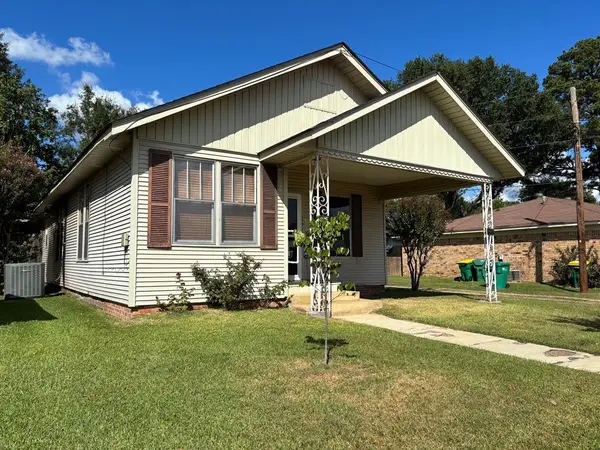 414 W 25th St, Texarkana, TX 75503