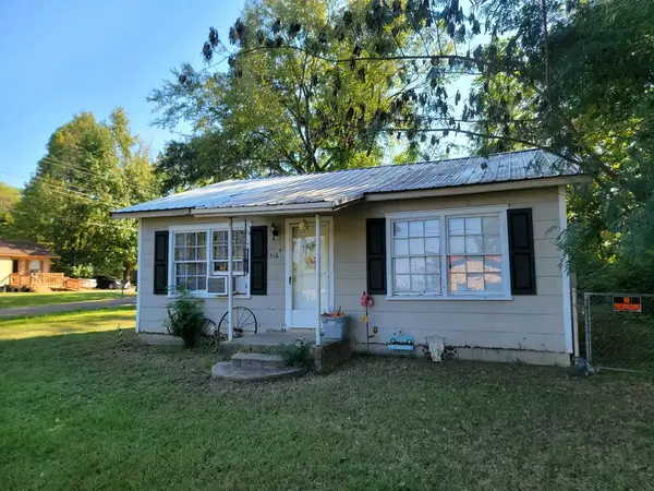 516 N Elm, New Boston, TX 75570