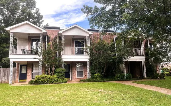 6131 -6137 Summerhill Place, Texarkana, TX 75503