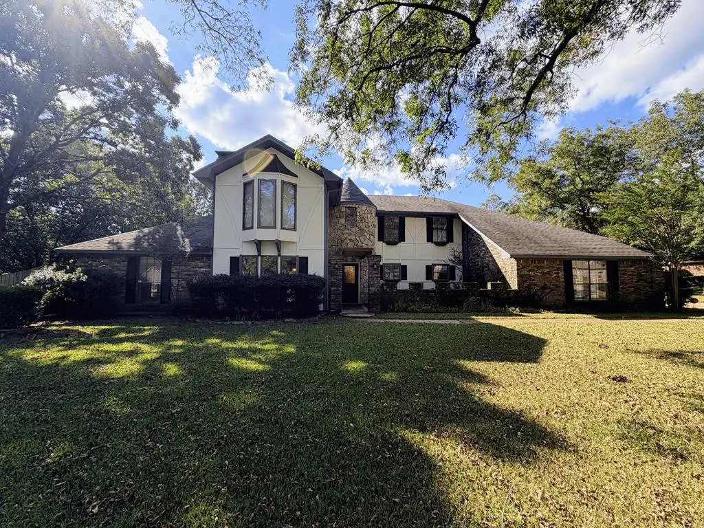 6301 Pecan Cove, Texarkana, TX 75503 - Image #1