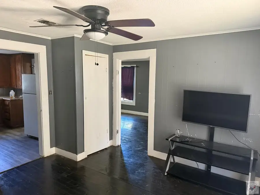 2215 West 18th St, Texarkana, TX 75501 - Image #3