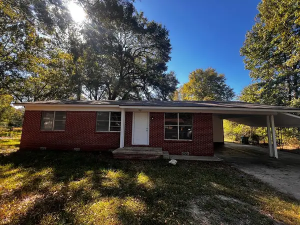 3007 Hollywood, Texarkana, TX 75501
