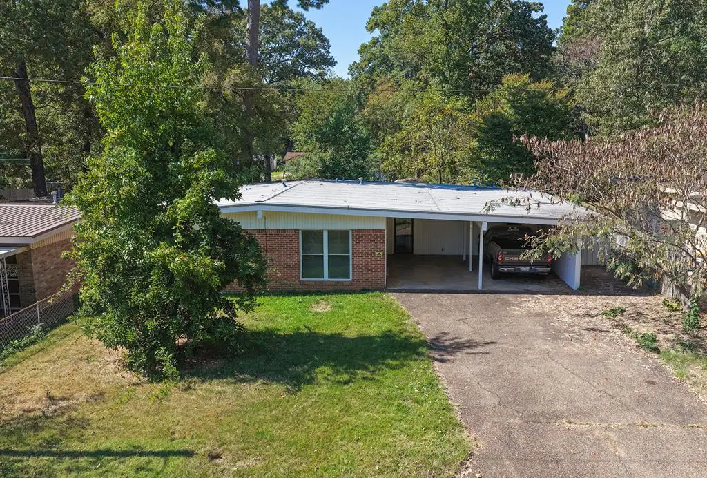 400 Esther St, Wake Village, TX 75501 - Image #1