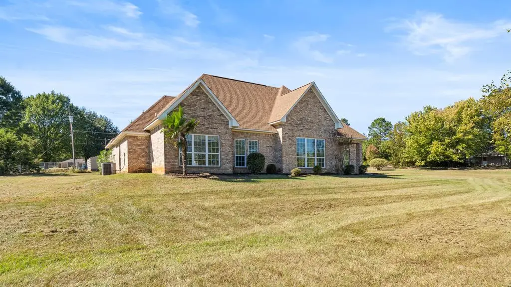 342 Pierce Rd, Texarkana, TX 75501 - Image #1