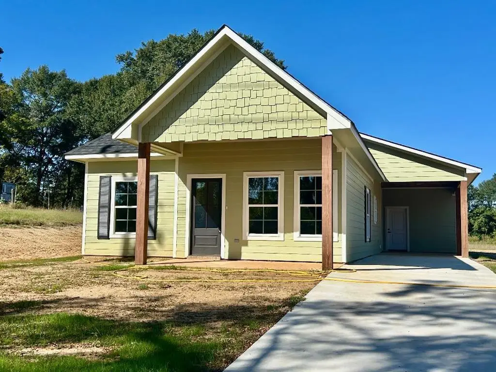 605 Baker St, Atlanta, TX 75551 - Image #1