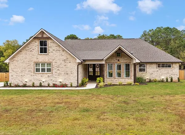 24 Silverhill Drive, Texarkana, TX 75503