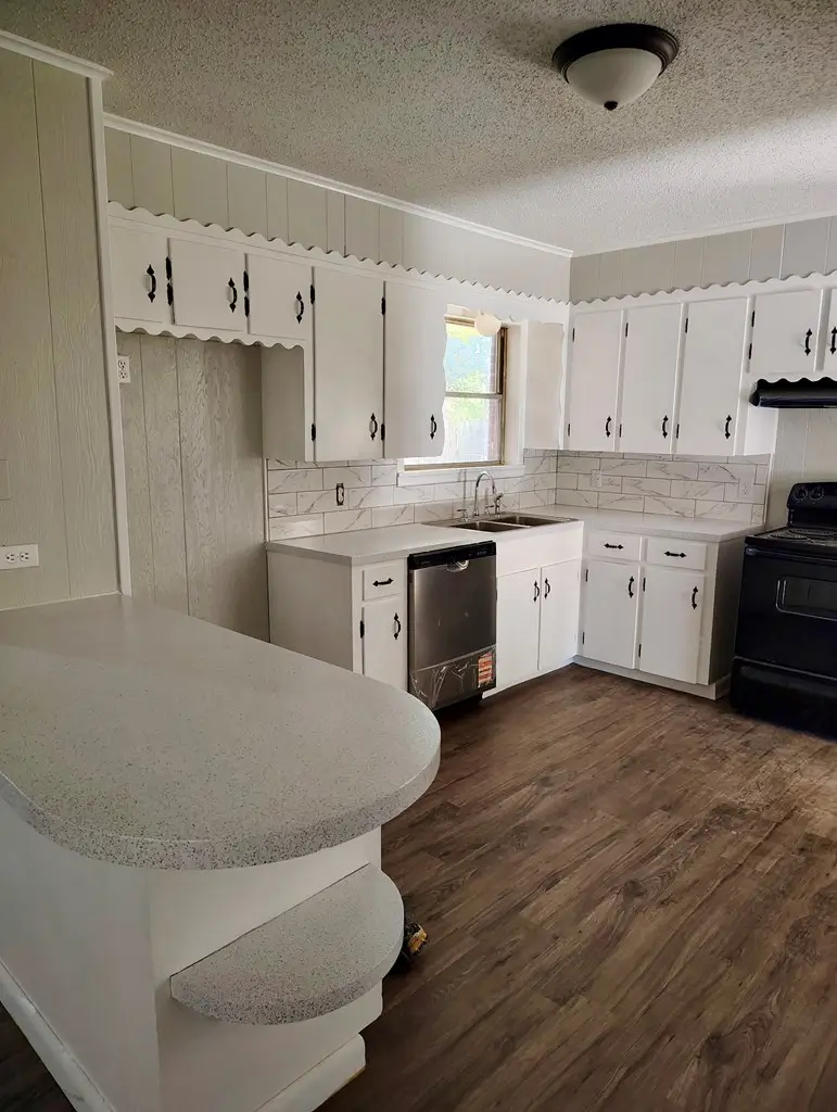 11 Lynda Avenue, Texarkana, TX 75503 - Image #2